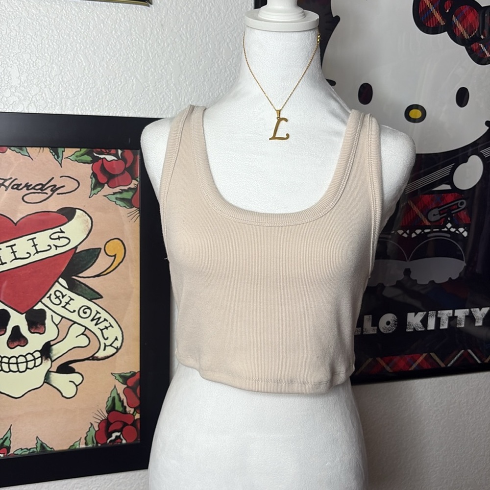 Signature Cream Ribbed Cropped Tank Top Raw Hem Neutral Basic Casual Everyday